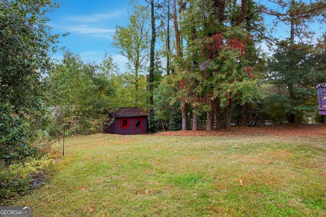 562 Gregg Drive SW, Lilburn, GA 30047