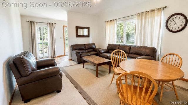 26823 Villa Calabrese, Warren, MI 48091