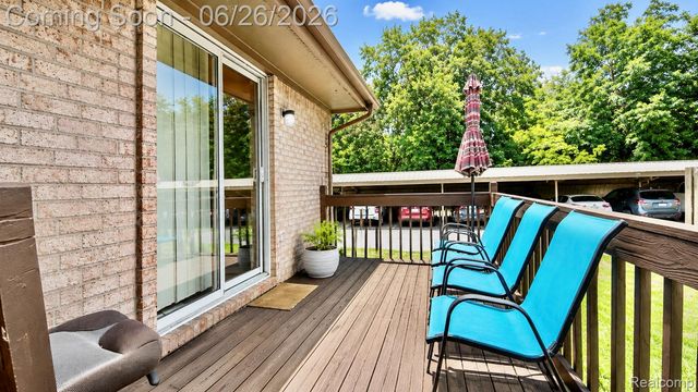 26823 Villa Calabrese, Warren, MI 48091