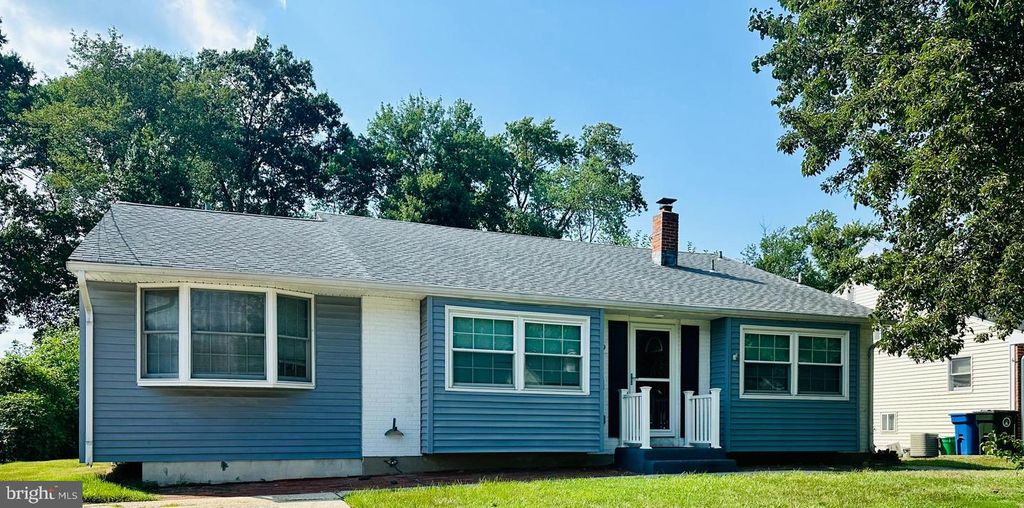 719 SHIELDS AVE, West Deptford, NJ 08096