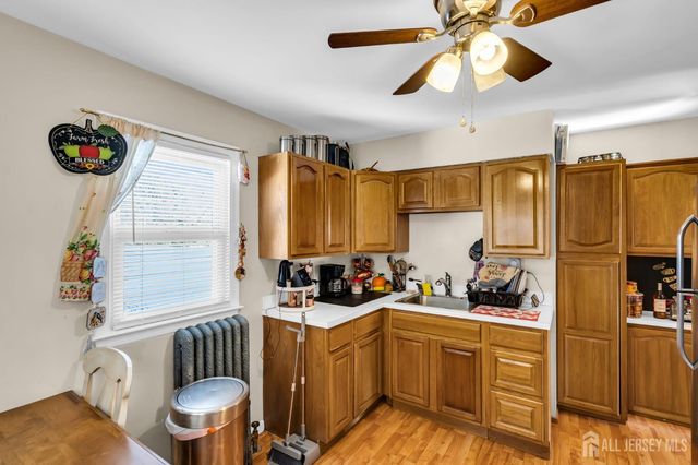 3181 woodbridge Avenue, Edison, NJ 08831