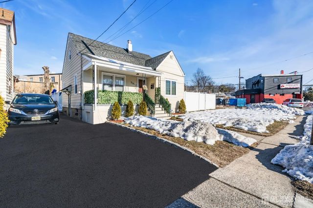 3181 woodbridge Avenue, Edison, NJ 08831