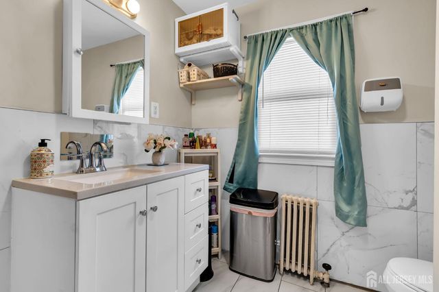 3181 woodbridge Avenue, Edison, NJ 08831