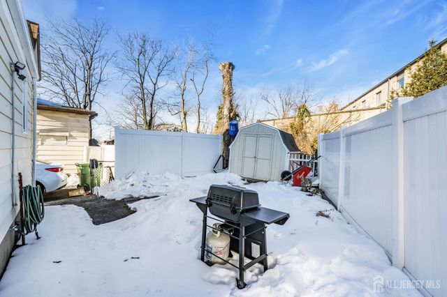 3181 woodbridge Avenue, Edison, NJ 08831