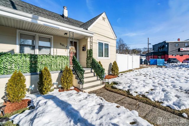 3181 woodbridge Avenue, Edison, NJ 08831