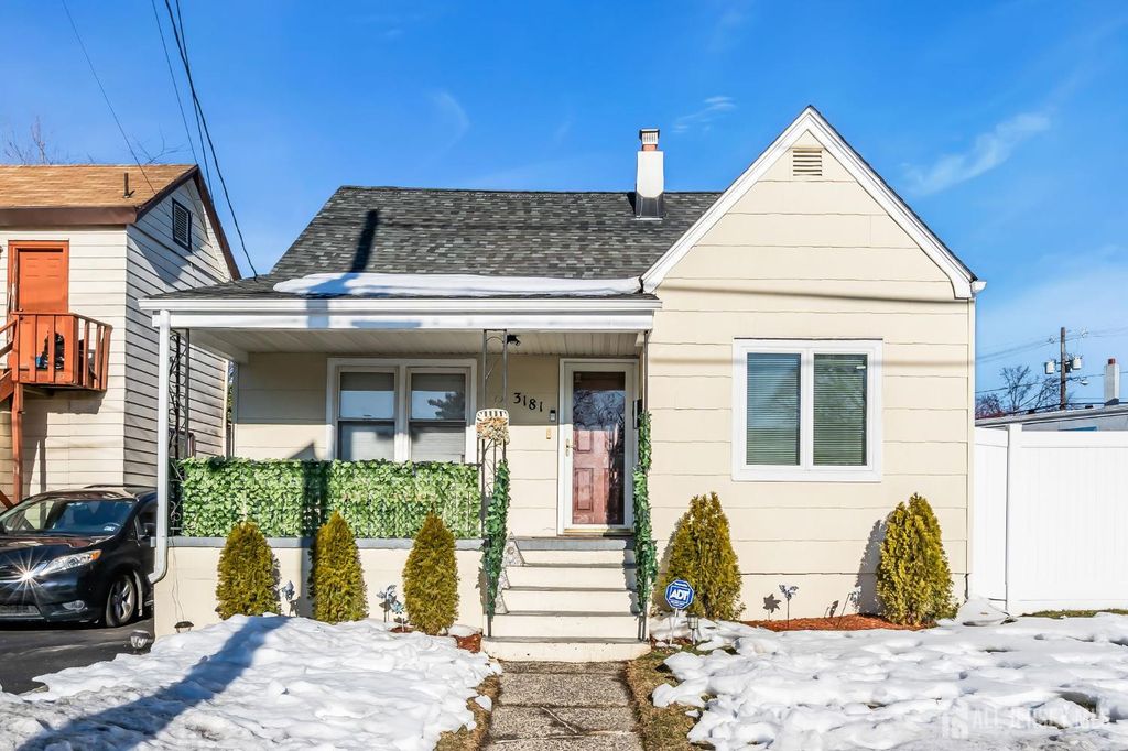 3181 woodbridge Avenue, Edison, NJ 08831