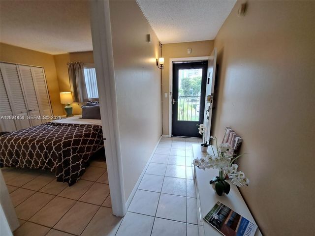 201 178th Dr 332, Sunny Isles Beach, FL 33160
