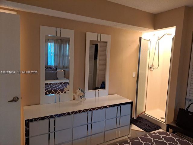 201 178th Dr 332, Sunny Isles Beach, FL 33160