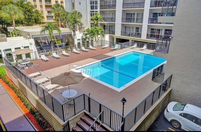 201 178th Dr 332, Sunny Isles Beach, FL 33160