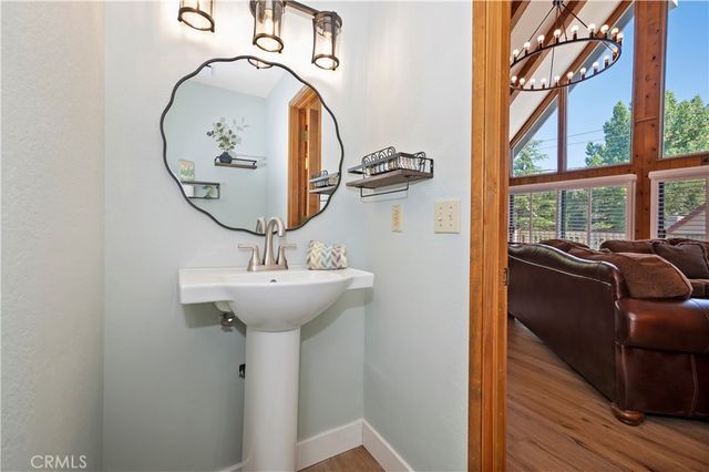 888 Talisman, Lake Arrowhead, CA 92352