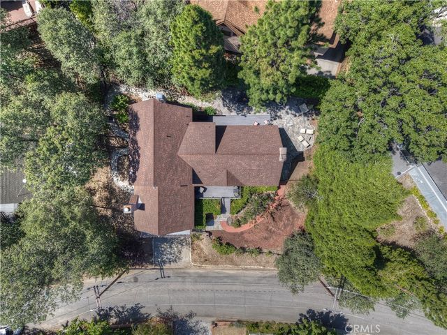 888 Talisman, Lake Arrowhead, CA 92352