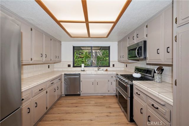 888 Talisman, Lake Arrowhead, CA 92352