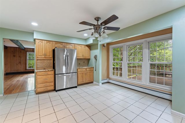 9 Stonehedge Drive, West Nyack, NY 10994