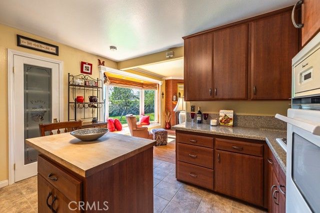 1106 Fulbright Avenue, Redlands, CA 92373