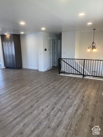390 W 5050 S, Washington Terrace, UT 84405