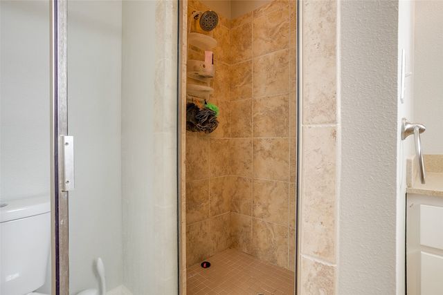 1211 S Adams Street, Fort Worth, TX 76104