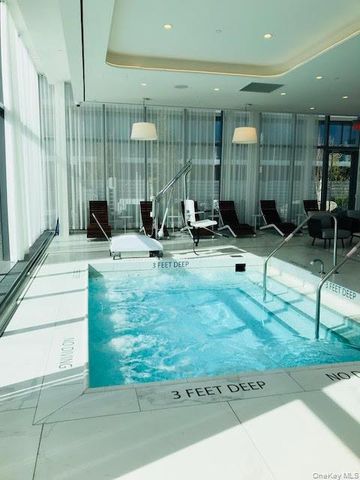 131-01 40th Road 19A, Flushing, NY 11354