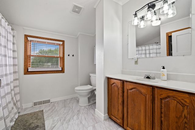 100 9th Avenue, Slater, IA 50244