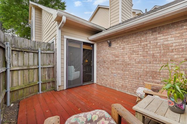 16538 Holly Trail Drive, Houston, TX 77058