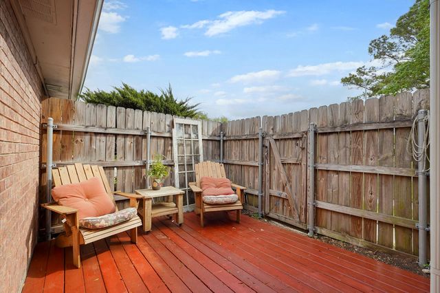 16538 Holly Trail Drive, Houston, TX 77058