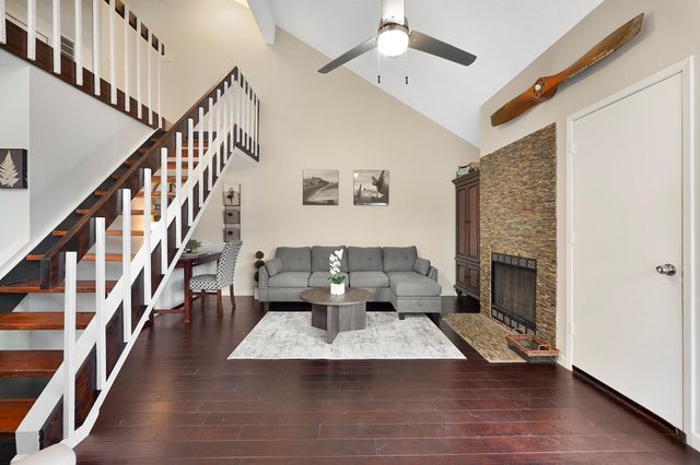 16538 Holly Trail Drive, Houston, TX 77058