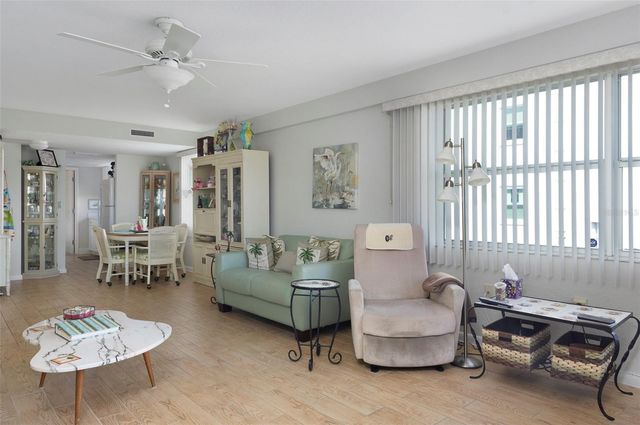 1950 59TH AVENUE N 119, St Petersburg, FL 33714