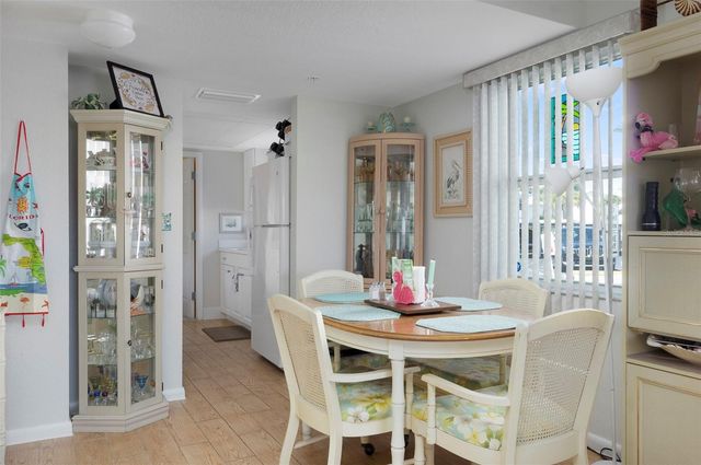 1950 59TH AVENUE N 119, St Petersburg, FL 33714