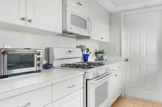 1950 59TH AVENUE N 119, St Petersburg, FL 33714