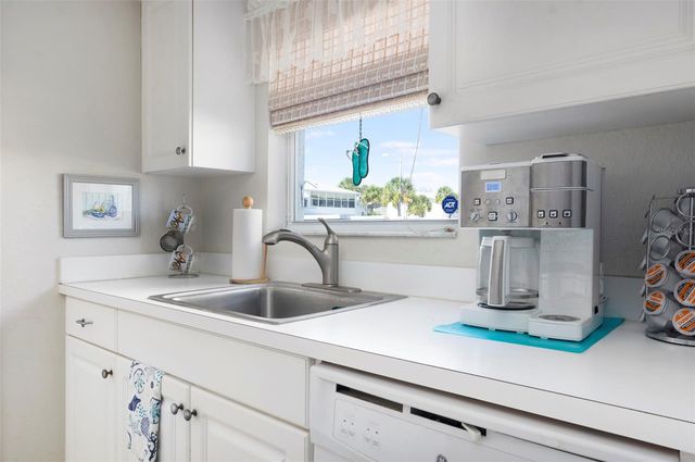 1950 59TH AVENUE N 119, St Petersburg, FL 33714