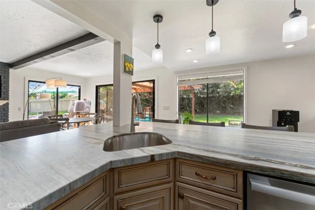 1520 Downs, Oceanside, CA 92054