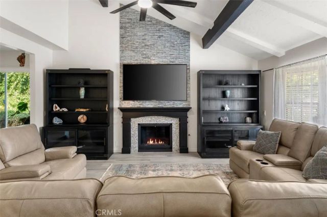 1520 Downs, Oceanside, CA 92054