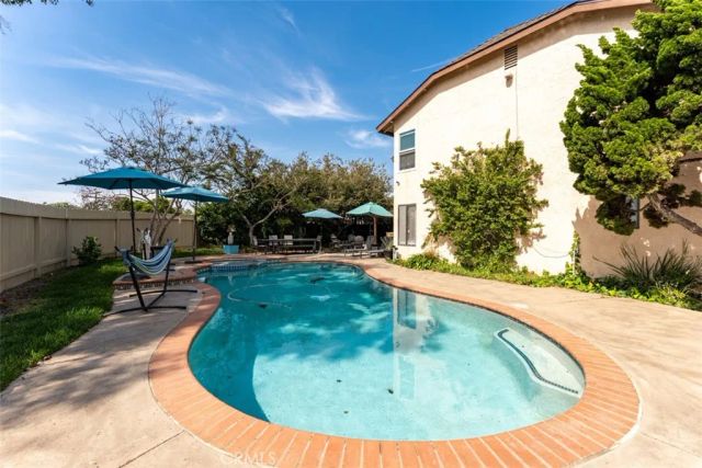 1520 Downs, Oceanside, CA 92054