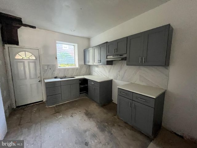 3818 N GRATZ ST, Philadelphia, PA 19140