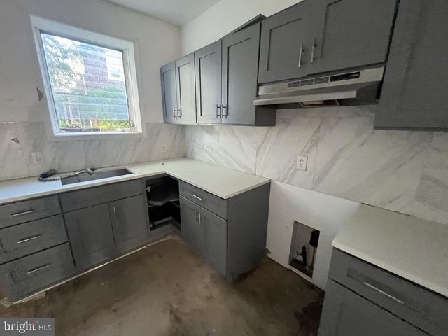 3818 N GRATZ ST, Philadelphia, PA 19140