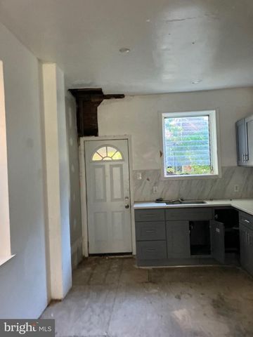 3818 N GRATZ ST, Philadelphia, PA 19140