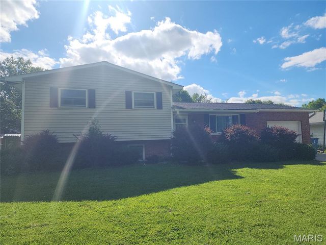 506 Texas Boulevard, Bethalto, IL 62010