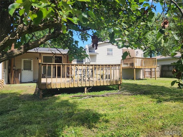 506 Texas Boulevard, Bethalto, IL 62010