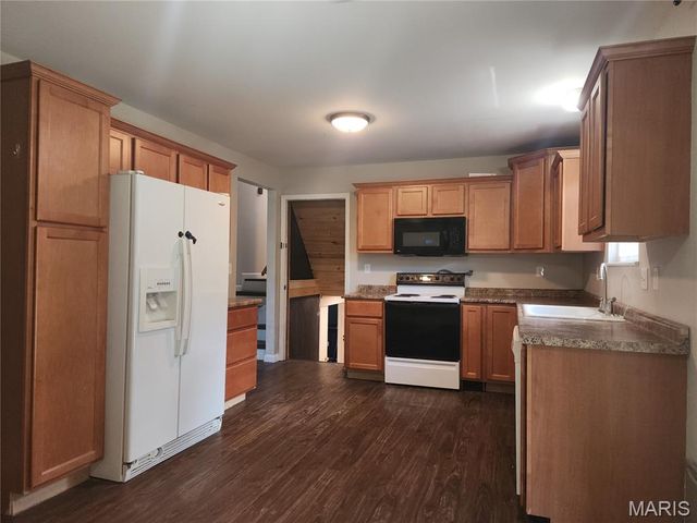 506 Texas Boulevard, Bethalto, IL 62010