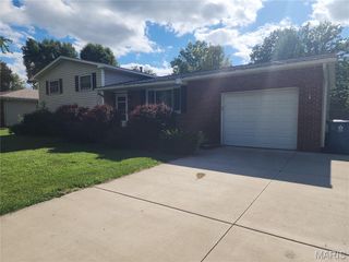506 Texas Boulevard, Bethalto, IL 62010