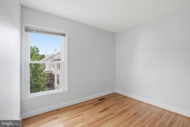 506 DAKOTA DR, Herndon, VA 20170
