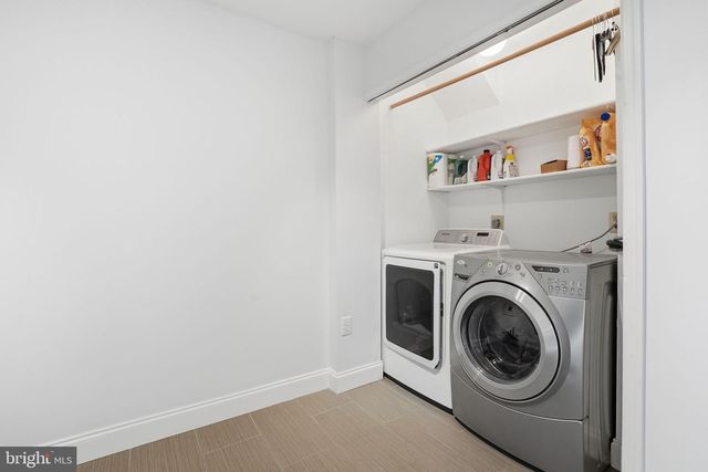 506 DAKOTA DR, Herndon, VA 20170