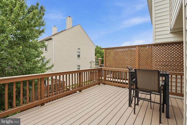 506 DAKOTA DR, Herndon, VA 20170
