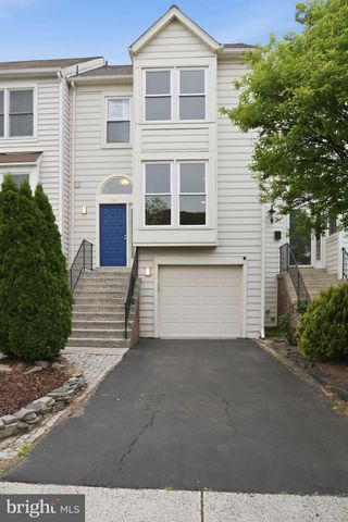 506 DAKOTA DR, Herndon, VA 20170