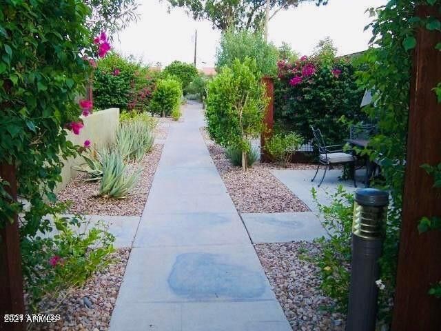 1850 E MARYLAND Avenue 16, Phoenix, AZ 85016