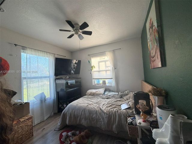 29203 SW 142nd Ave, Homestead, FL 33033