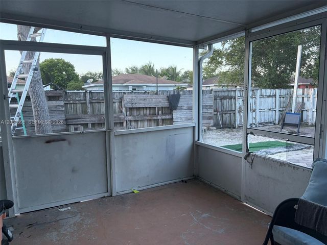 29203 SW 142nd Ave, Homestead, FL 33033