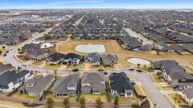 3724 Homeplace Drive, Celina, TX 75009