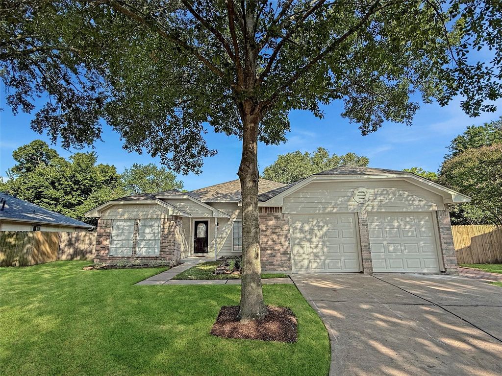 15630 Highfield Drive, Houston, TX 77095