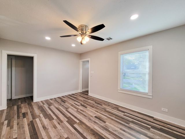 1113 San Jacinto Street, Rosenberg, TX 77471