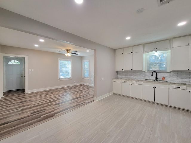 1113 San Jacinto Street, Rosenberg, TX 77471